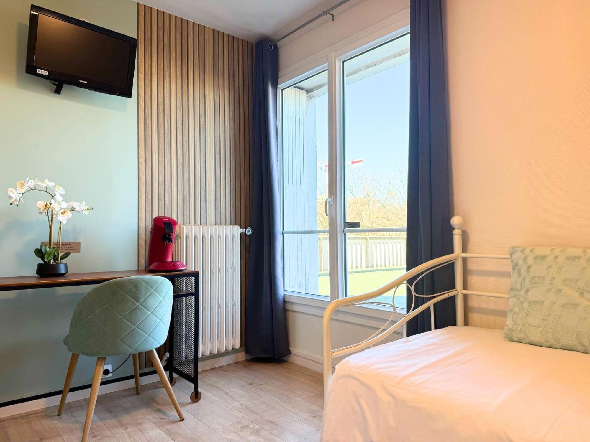 L'Escale Appartements Et Suites En Bord De Mer Le Havre Exterior photo